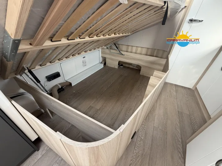 Fahrzeugbild Hobby De Luxe 495 WFB #24