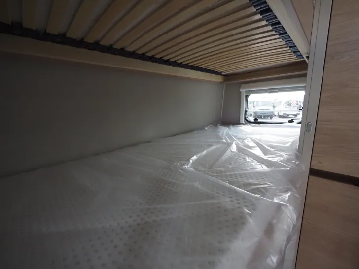 Fahrzeugbild Dethleffs Camper 530 FSK, 3er Stockbett, Stylingpaket #6