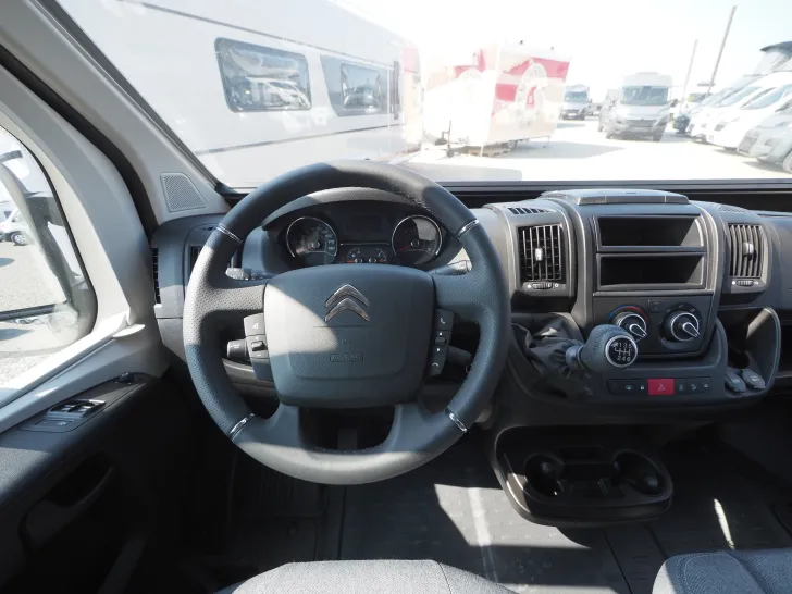 Fahrzeugbild Clever Vario Kids, D+E Heiz., 6 Sitzplätze ! Stockbett #9