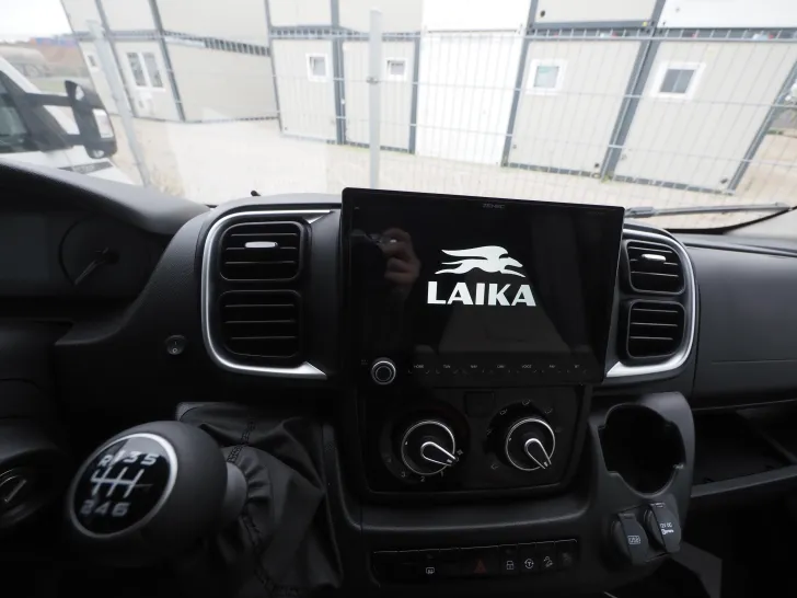 Fahrzeugbild Laika KOSMO L 409, Navi/Kam., Markise, Hubbett #13