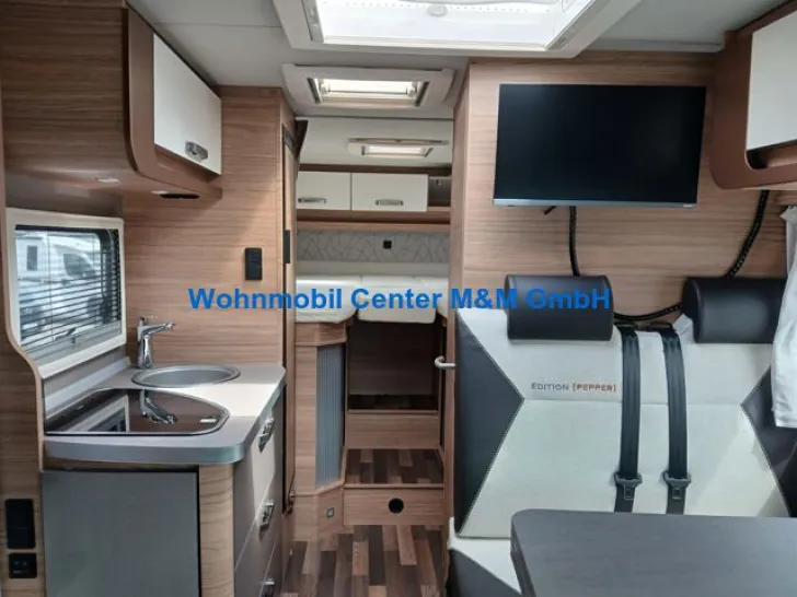 Fahrzeugbild Weinsberg CaraCompact MB 640 MEG Edition Pepper #3