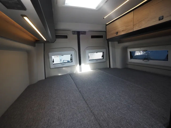 Fahrzeugbild Pössl Roadstar XT, Mercedes Sprinter 4x4, Winterpak. #17