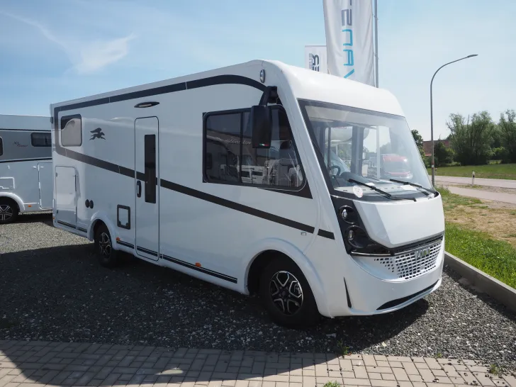 Fahrzeugbild Laika KOSMO H 1319 #2