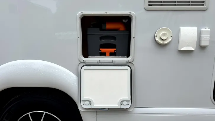 Fahrzeugbild Malibu T 410 DB *Navi*Solar*Sat*Dachklima* #30