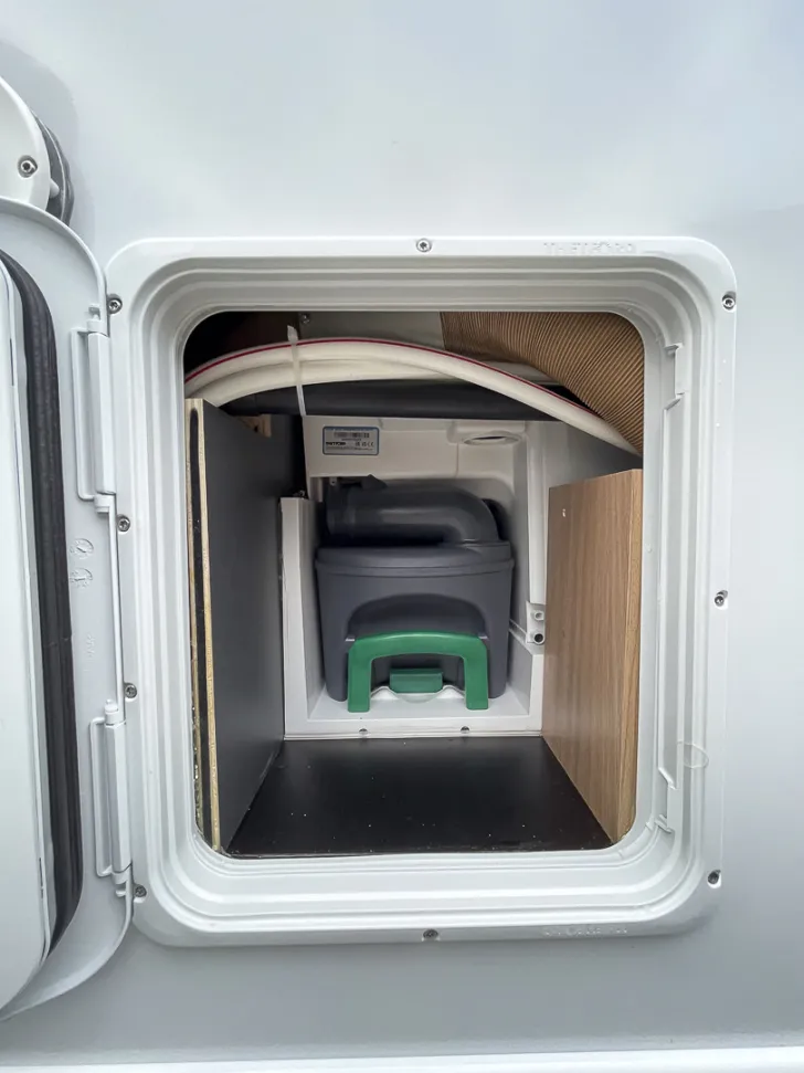 Fahrzeugbild Knaus L!VE/LIVE TI 650 MEG PLATINUM *Safety-Paket* #11
