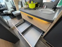 Fahrzeugbild Knaus L!VE/LIVE TI 650 MEG PLATINUM *Safety-Paket* #25
