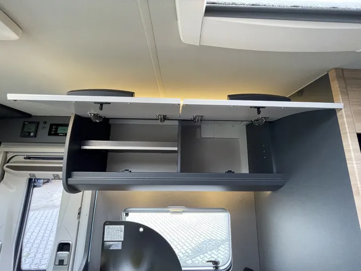 Fahrzeugbild Knaus L!VE/LIVE TI 650 MEG PLATINUM *Safety-Paket* #26