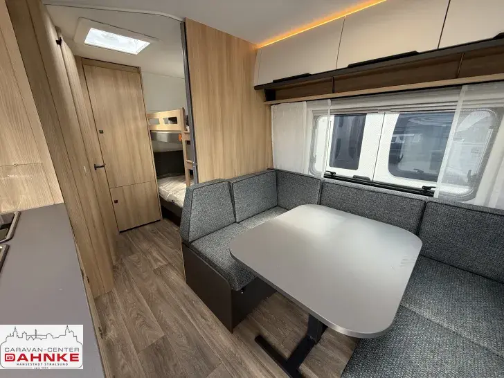 Fahrzeugbild Fendt Apero Activ 560 SKM Lagerfahrzeug Mod. 27! #10