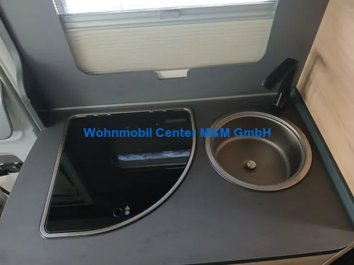 Fahrzeugbild Knaus LIVE WAVE 650 MEG 2026 Black Selection #14