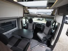 Fahrzeugbild Clever Runner, Skyroof, AHK, 5G, Markise, Navi, umv! #6