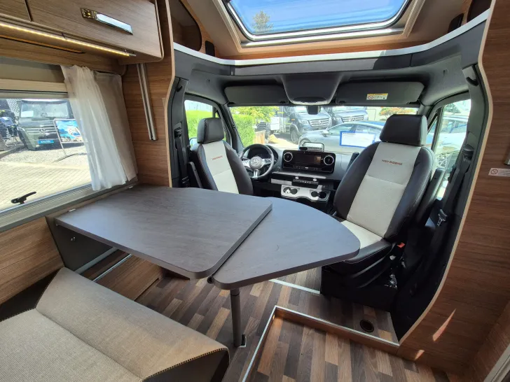 Fahrzeugbild Weinsberg CaraCompact Suite 640 MEG MB EDITION [PEPPER] #18