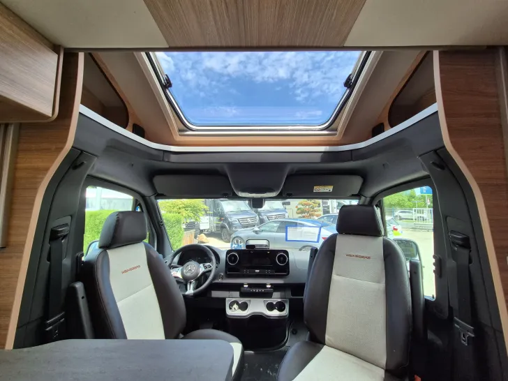 Fahrzeugbild Weinsberg CaraCompact Suite 640 MEG MB EDITION [PEPPER] #37