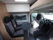 Fahrzeugbild Clever Spirit 600, Maxi/Autom., D+E, Design-Paket #6