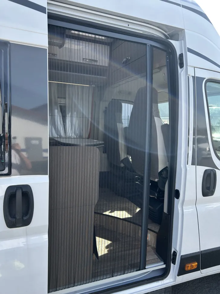 Fahrzeugbild Pössl Roadcruiser Revolution, Zusatzbetten, Isofix #8