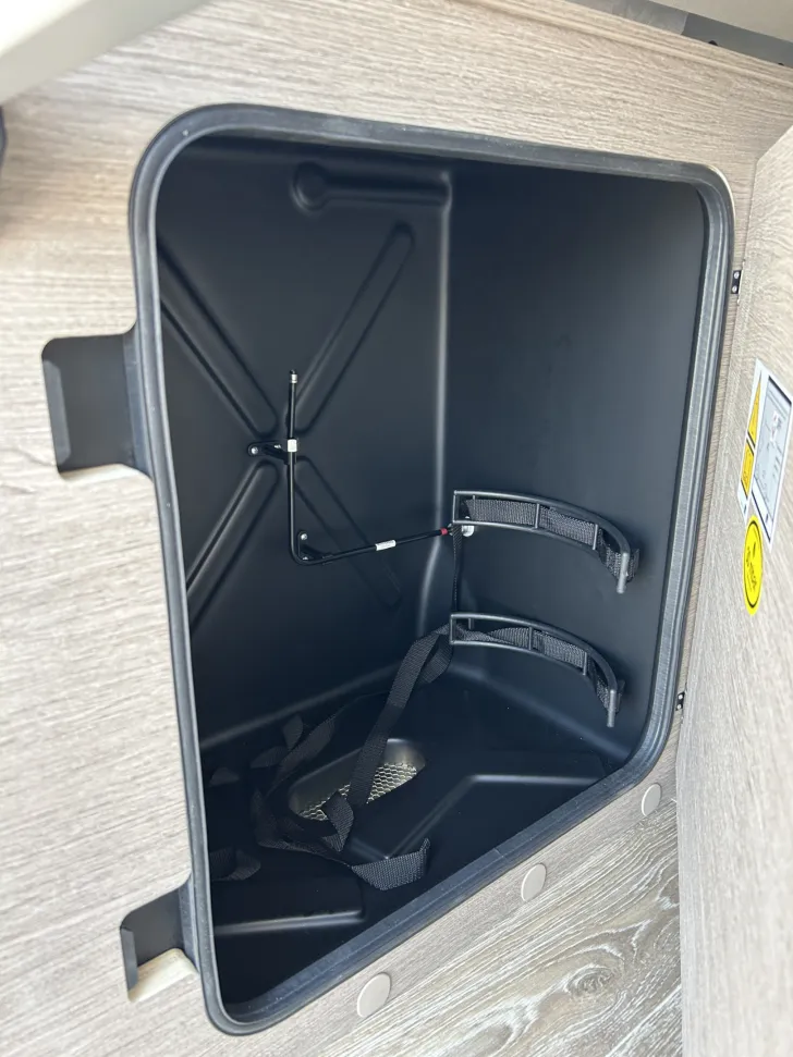 Fahrzeugbild Pössl Roadcruiser Revolution, Zusatzbetten, Isofix #29