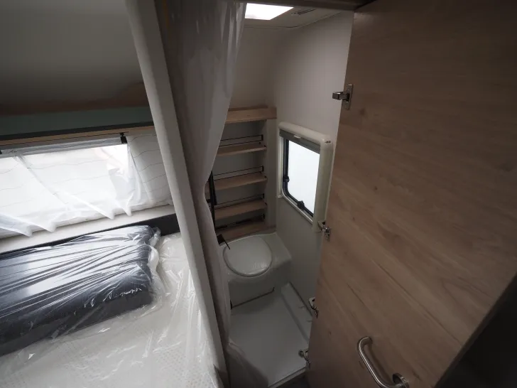 Fahrzeugbild Dethleffs Camper 560 FMK, Rahmenf., neues Modell ! #7