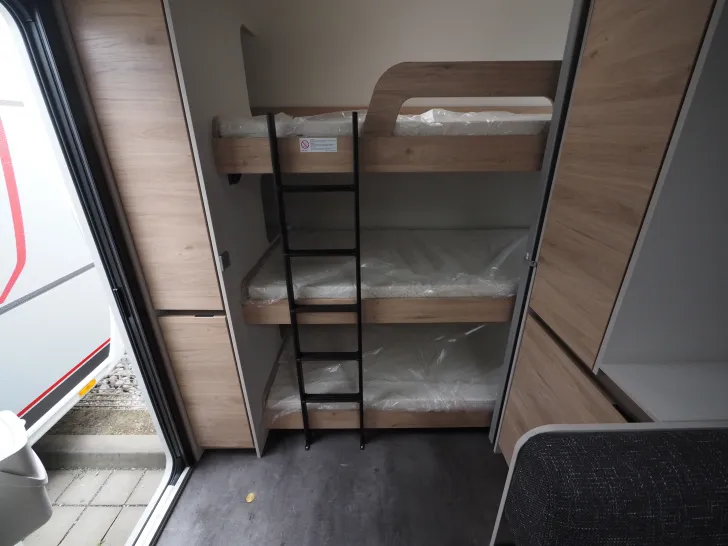 Fahrzeugbild Dethleffs Camper 560 FMK, Rahmenf., neues Modell ! #12