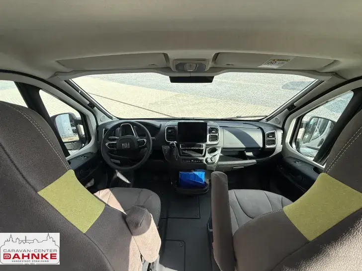 Fahrzeugbild Pössl D-Line 2WIN S Plus Automatik, Dieselheizung #9