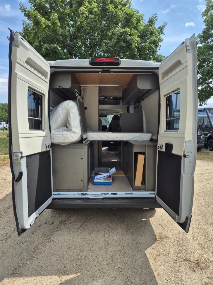 Fahrzeugbild Hymer Redwood 601 Trail #34
