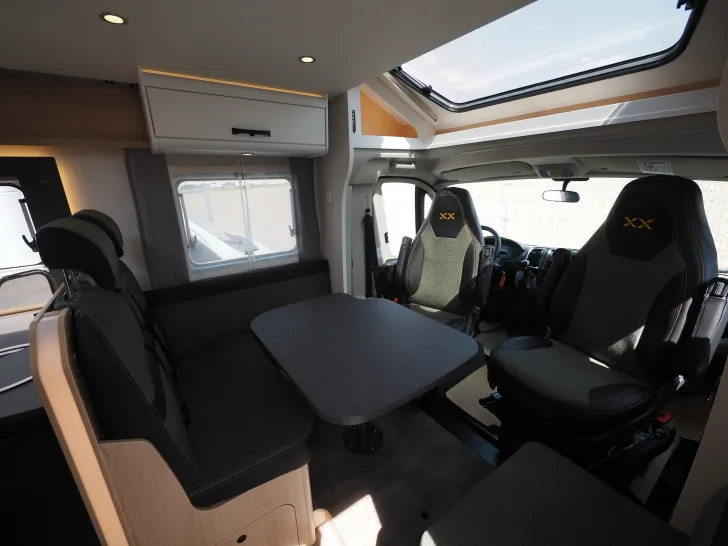 Fahrzeugbild Sunlight T 68 XX Edition, 180 PS Maxi + Automatik uvm. ! #6