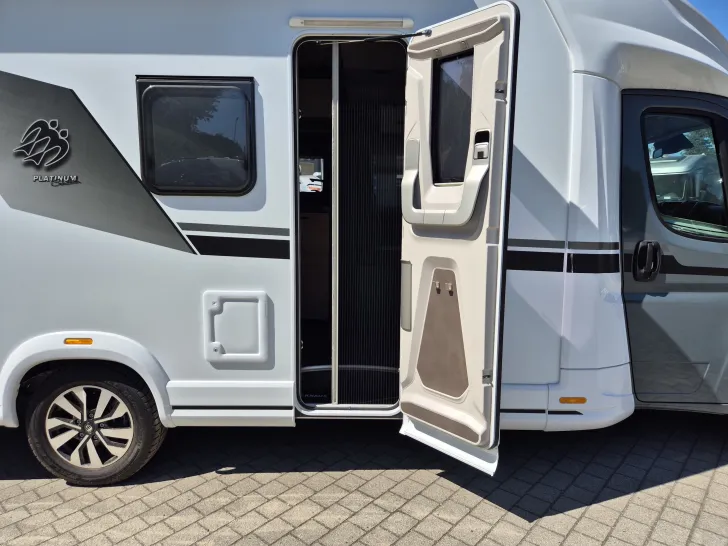 Fahrzeugbild Knaus L!VE Wave 700 MEG *Platinum Selection* #9