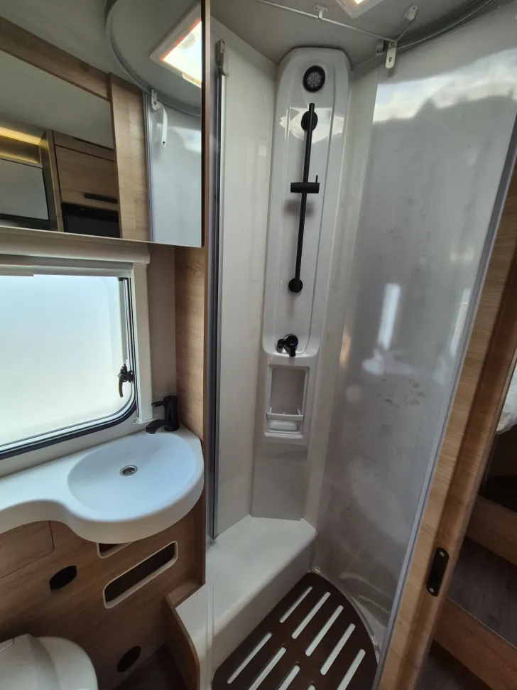 Fahrzeugbild Knaus L!VE Wave 700 MEG *Platinum Selection* #30