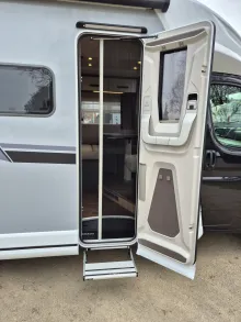 Fahrzeugbild Knaus L!VE / LIVE Wave 650 MEG *Black-Selection* #16