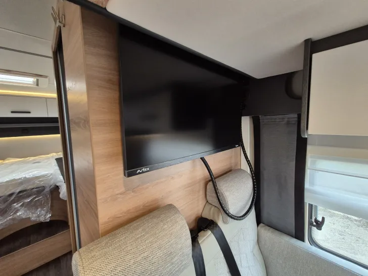 Fahrzeugbild Knaus L!VE / LIVE Wave 650 MEG *Black-Selection* #27