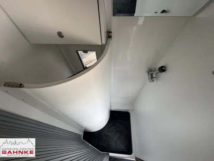 Fahrzeugbild Clever Maxi Van 640 Luftfederung*Soft-Close #11