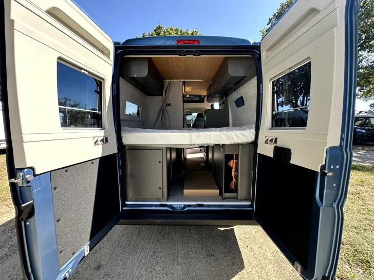 Fahrzeugbild Hymer Redwood 601 Trail *Aufstelldach* #8