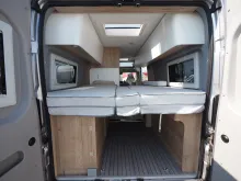 Fahrzeugbild Clever Spirit, Skyroof, D+E Heizung, 6m-Längsbetten #14