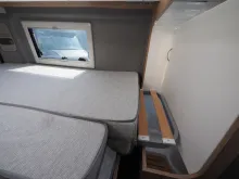 Fahrzeugbild Clever Spirit, Skyroof, D+E Heizung, 6m-Längsbetten #23