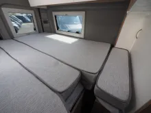 Fahrzeugbild Clever Spirit, Skyroof, D+E Heizung, 6m-Längsbetten #24