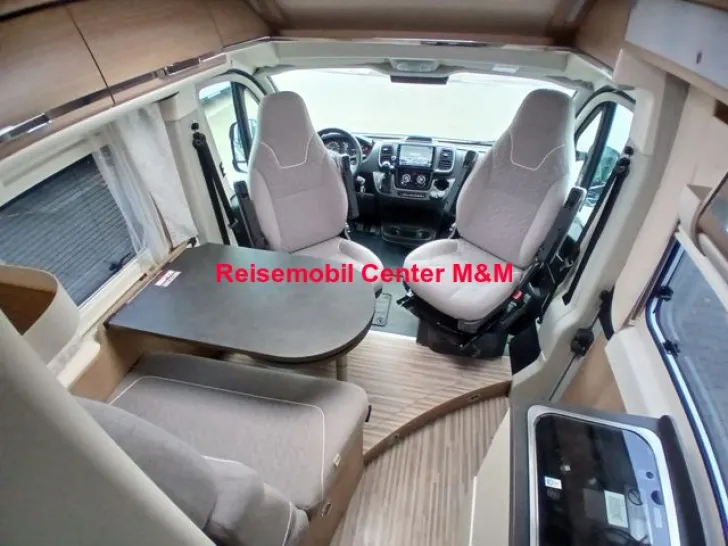 Fahrzeugbild Malibu Van comfort coupé 640 LE Automatik Navi #3