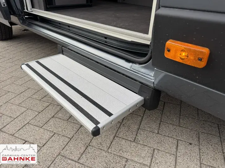 Fahrzeugbild Malibu Van Relax 640 LE R ambition ACC, Radio 7, RFK, Automatik #15