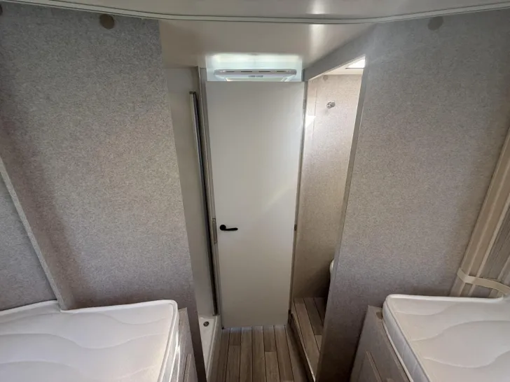 Fahrzeugbild Forster T F745 EB Travel Line Kamera Allwetter #15