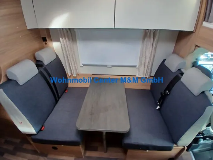 Fahrzeugbild Weinsberg CaraHome 650 DG Markise Navi Kamera #7