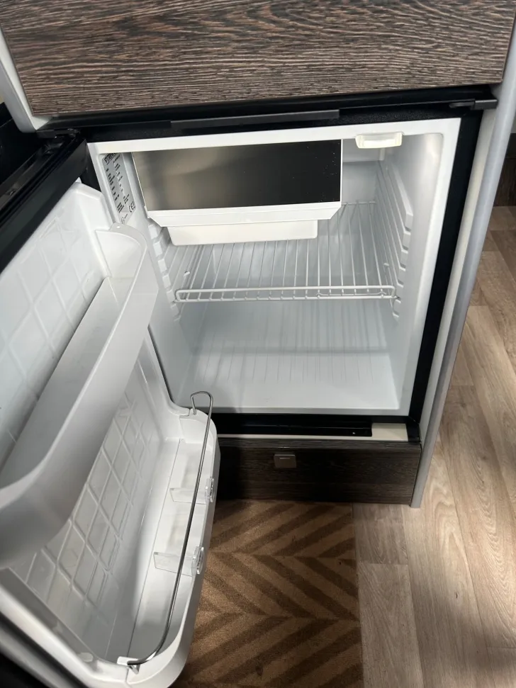 Fahrzeugbild Westfalia Columbus 540 D 160 PS #14
