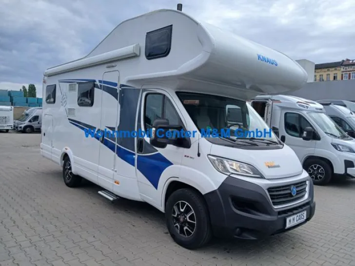 Fahrzeugbild Knaus Live Traveller 650 DG Solar Navi AHK Kamera #2
