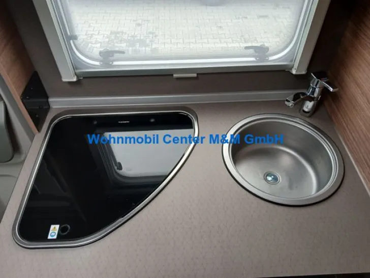 Fahrzeugbild Weinsberg CaraHome 550 MG Markise Styling #5