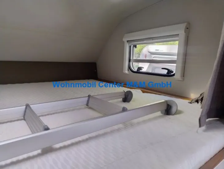 Fahrzeugbild Weinsberg CaraHome 650 DG Navi, Klima, Backofen #11