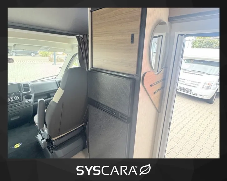 Fahrzeugbild Rimor Sarus 3 #29