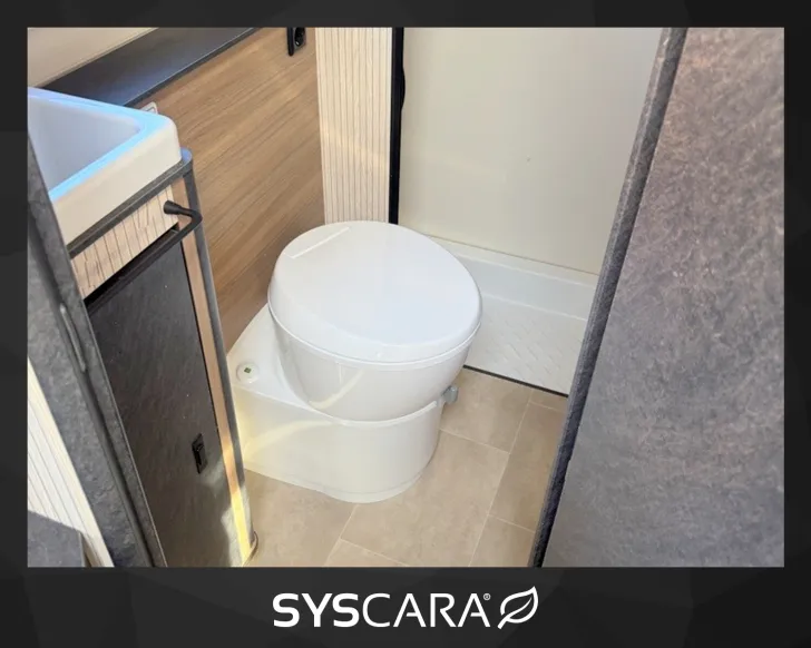 Fahrzeugbild Rimor Sarus 12 Plus #25