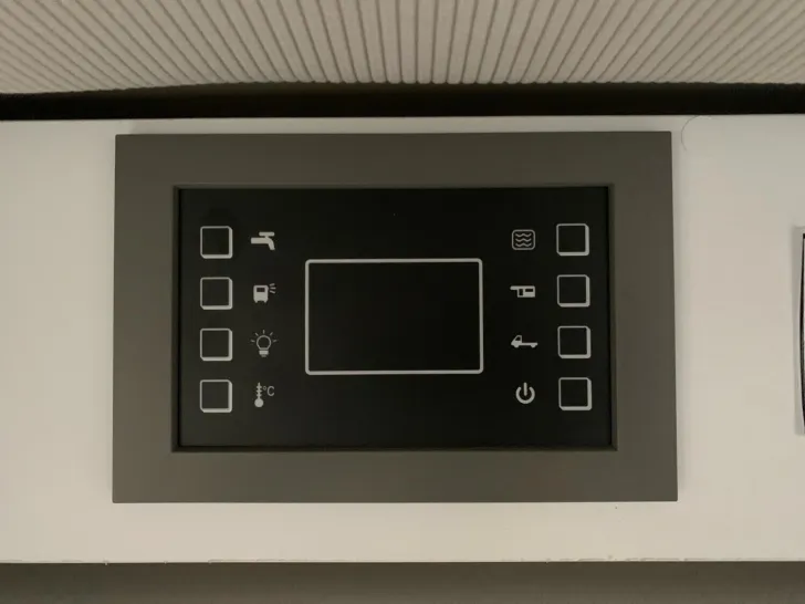 Fahrzeugbild Forster T F699 EB Einzelstück-TOP Ausstattung-TV-Markise #18