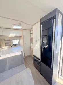 Fahrzeugbild Hobby De Luxe 400 SFe *ABVERKAUF* #26