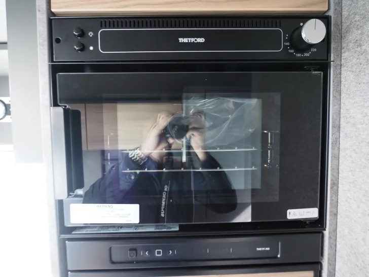 Fahrzeugbild Dethleffs Trend T 7057 DBL, Chassis & Family, Ofen uvm. #14