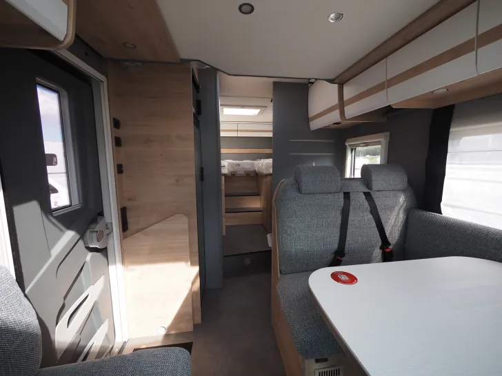 Fahrzeugbild Dethleffs Just Camp T 7052 EB, Hubbett+Isofix, Markise #7