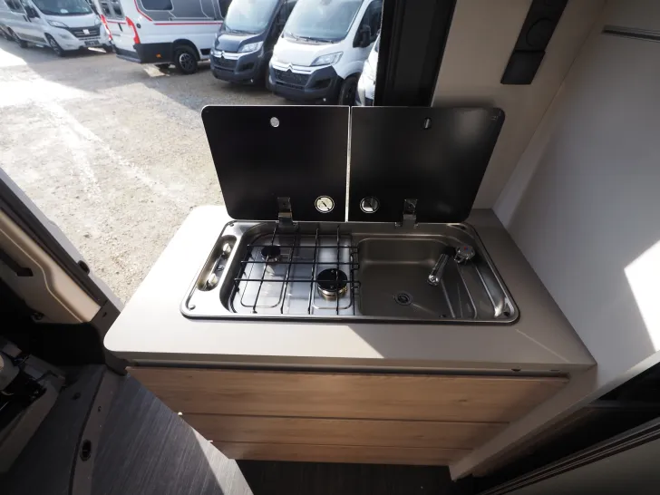 Fahrzeugbild Dethleffs Globetrail 600 DR, Hausmesse-Aktionspreis #12