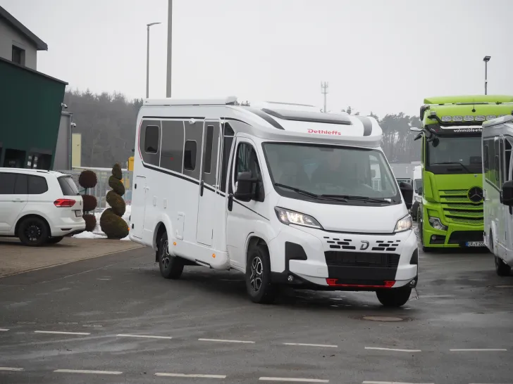 Fahrzeugbild Dethleffs Globebus Camp T4, Hausmesse-Aktionspreis #3