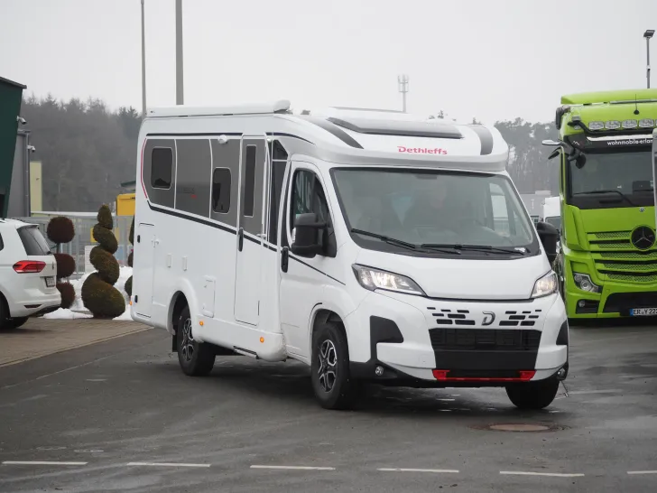 Fahrzeugbild Dethleffs Globebus Camp T4, Hausmesse-Aktionspreis #4